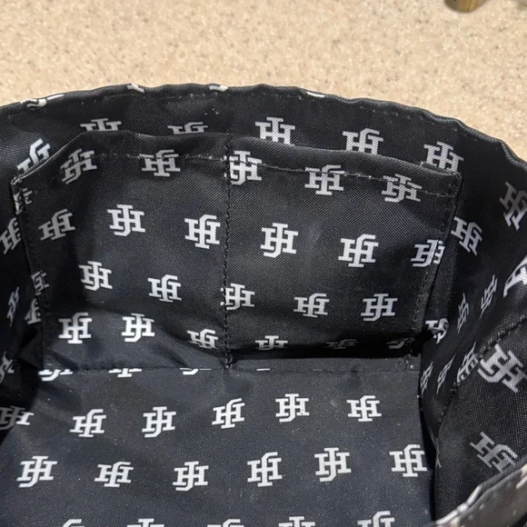 Jon Hart Black Travel Bag for Women - Picture 5 of 7